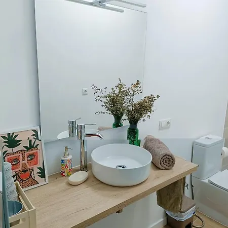 San Benito 16 Apartment *